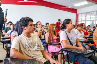 Nuevas oportunidades de educación en CBTIS 302 construido por Gobierno del Alcalde Carlos Peña Ortiz