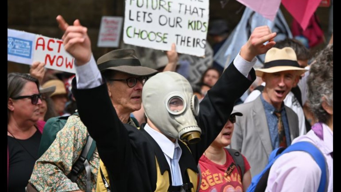  Ola de protestas en varios países del mundo en contra del cambio climatico