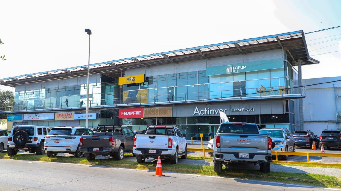 Vive Nuevo Laredo expansión comercial y fortalecimiento de Pymes