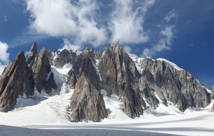 Desaparece grupo de alpinistas italianos en Mont-Blanc