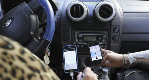 Detienen a conductor de Uber por asaltar a una mujer