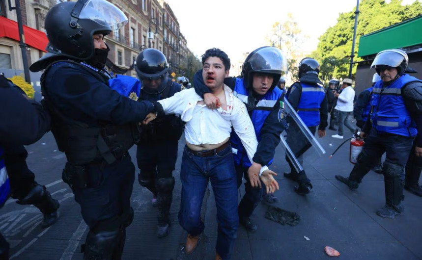 Marcha de la Generación Z deja 120 heridos y 20 detenidos en CDMX