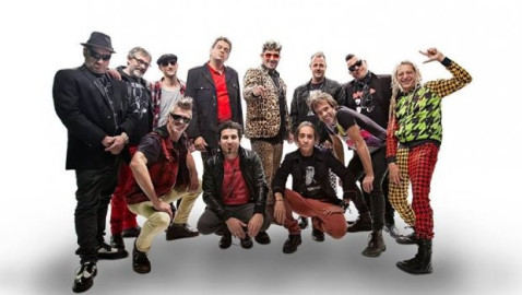 Los Auténticos Decadentes en El Festival