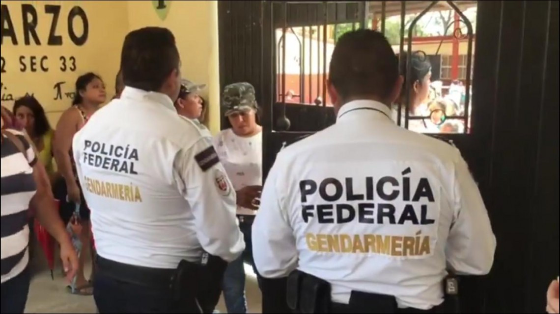 Roban de primaria dos abanicos y dos climas en Madero 