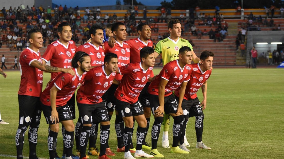 Mineros saca los tres puntos del Marte