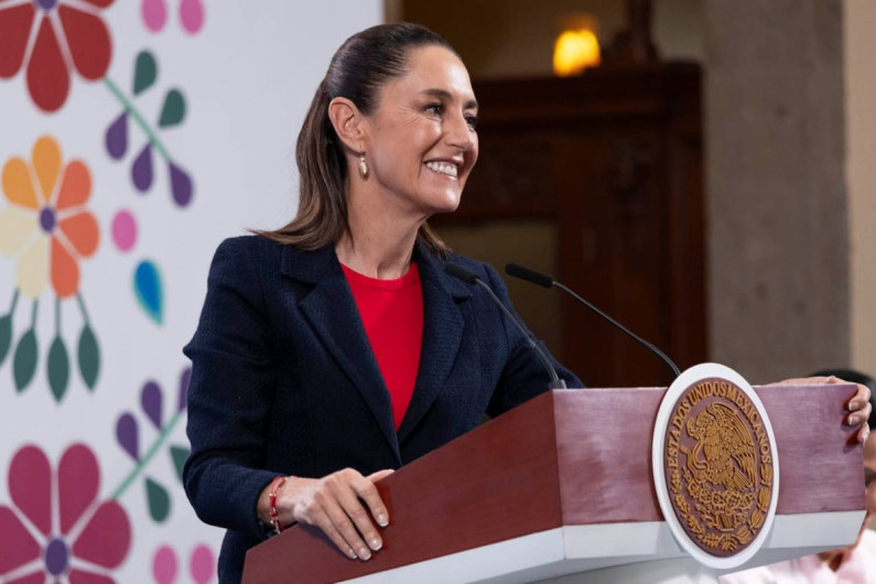 Sheinbaum da espaldarazo a gobierno de Américo