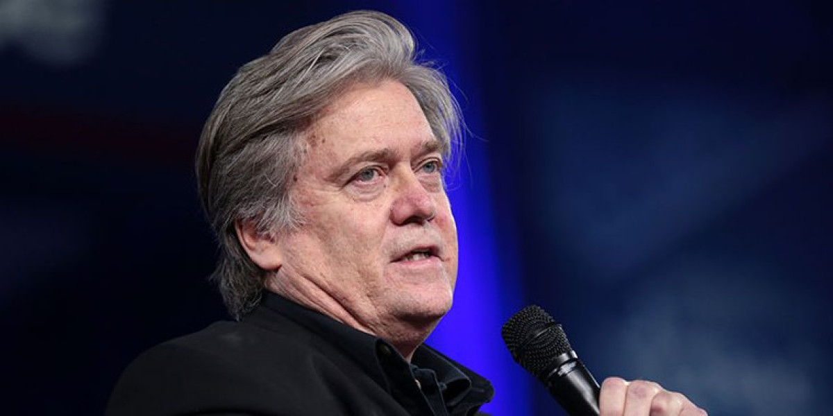 Detienen a Steve Bannon por fraude en recaudación de fondos para el muro fronterizo 