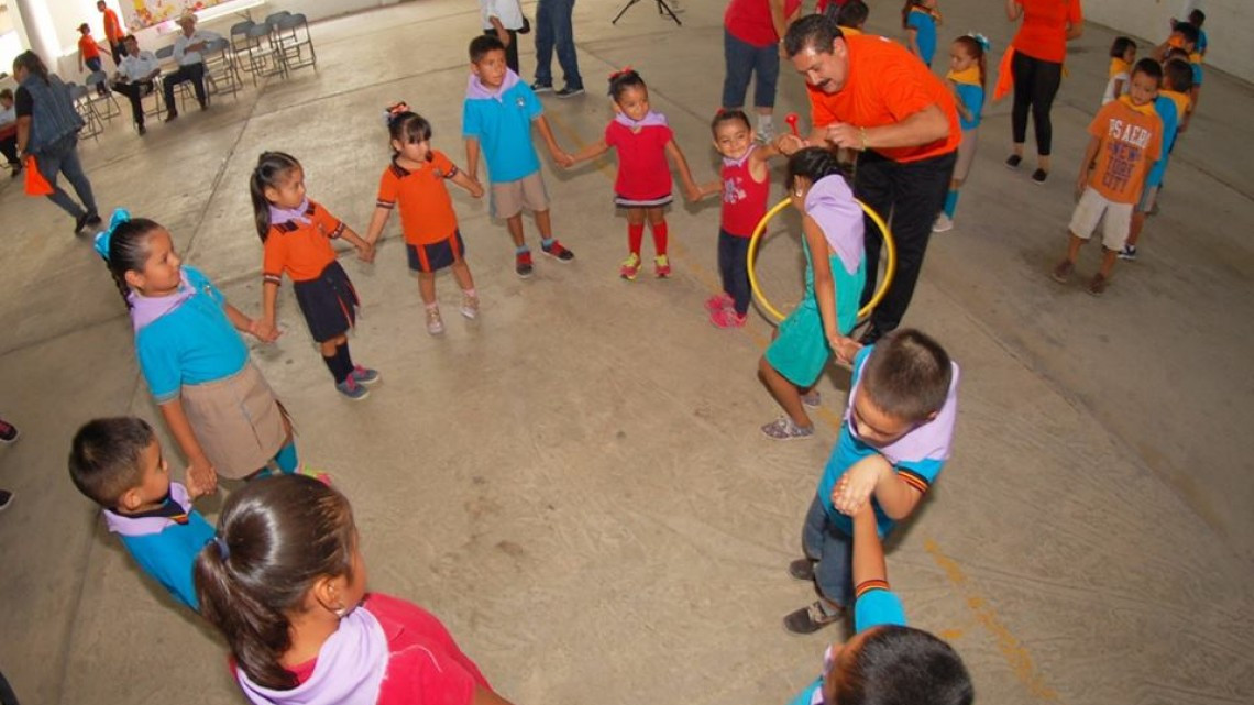 Realizan Rally Rural del programa "Un Psicólogo en Tu Escuela"