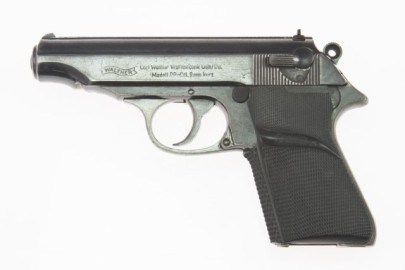 Pistola de Sean Connery en James Bond se vende en cifra récord durante subasta