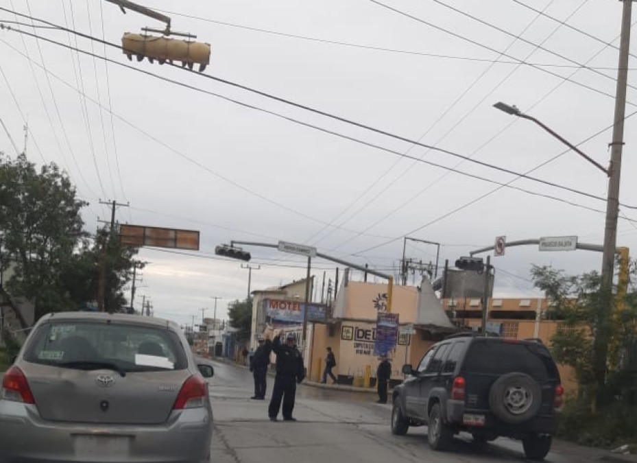 Repara Gobierno Municipal semáforos en avenidas Morelos y en Herón Ramírez