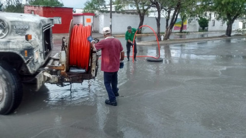 Urge COMAPA no tirar basura a la vía pública