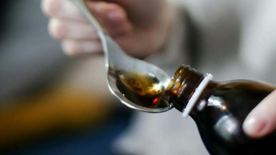 Lanza Cofepris alerta sanitaria por jarabe Tempra infantil