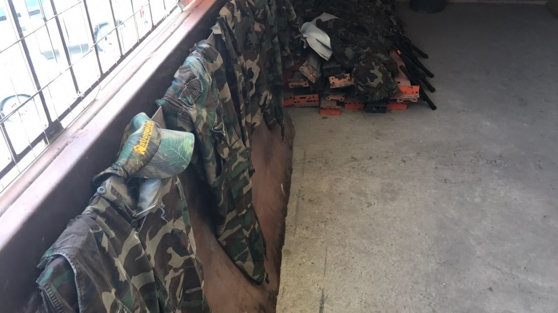 Descubren "pasadizo secreto" y armas de juguete en Sindicato de Maquiladoras