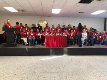 Protestan trabajadores del Seguro Social contra delegado estatal