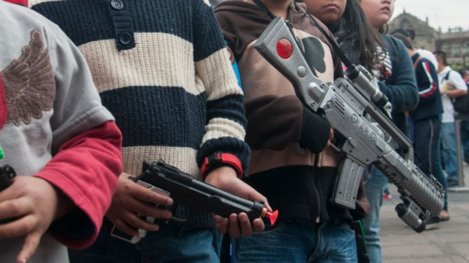 Castigo más severo a quien reclute menores de edad para participar en el crimen organizado: Kenia López Rabadán