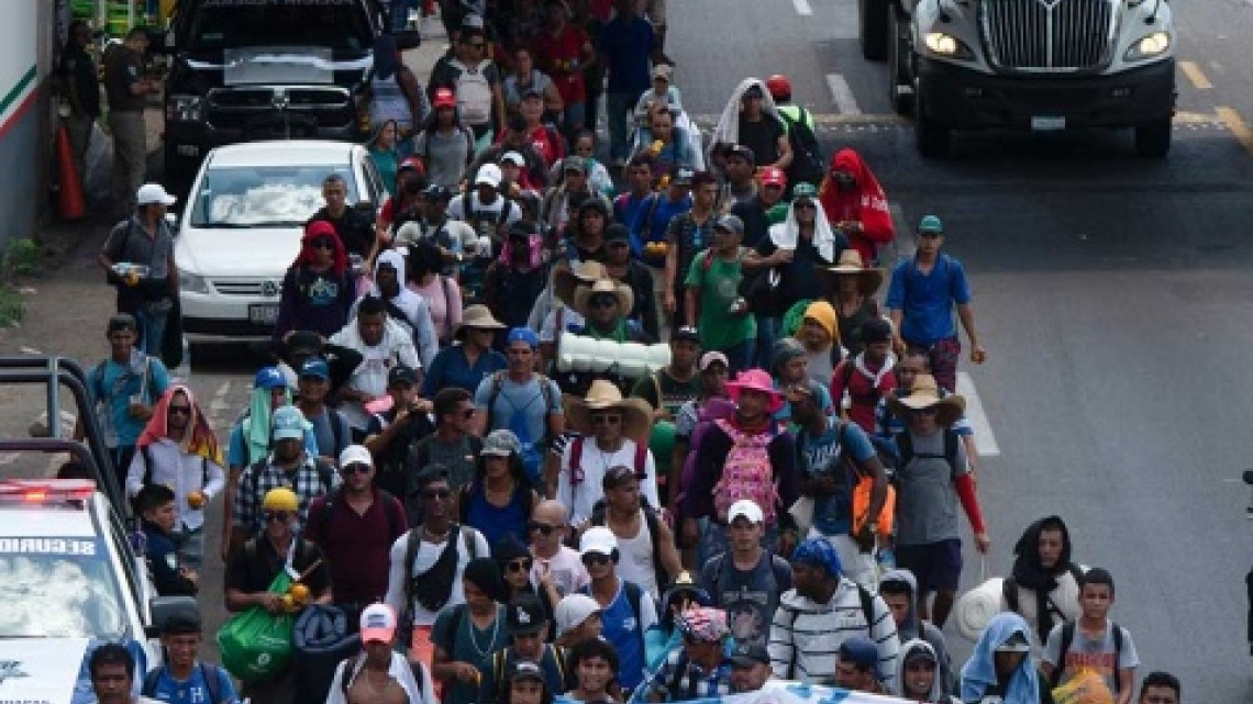 Trump asevera su amenaza de cerrar la frontera