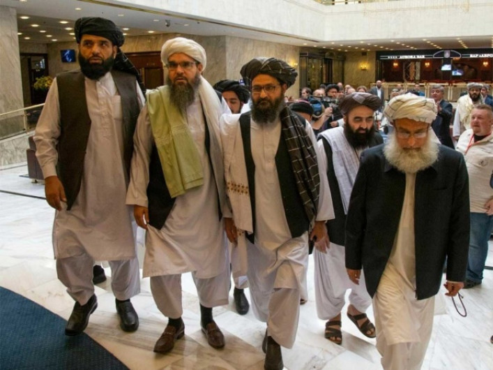 Tras ruptura con EU, talibanes lanzan advertencia