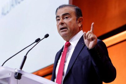 Detienen al presidente de Nissan y Renault