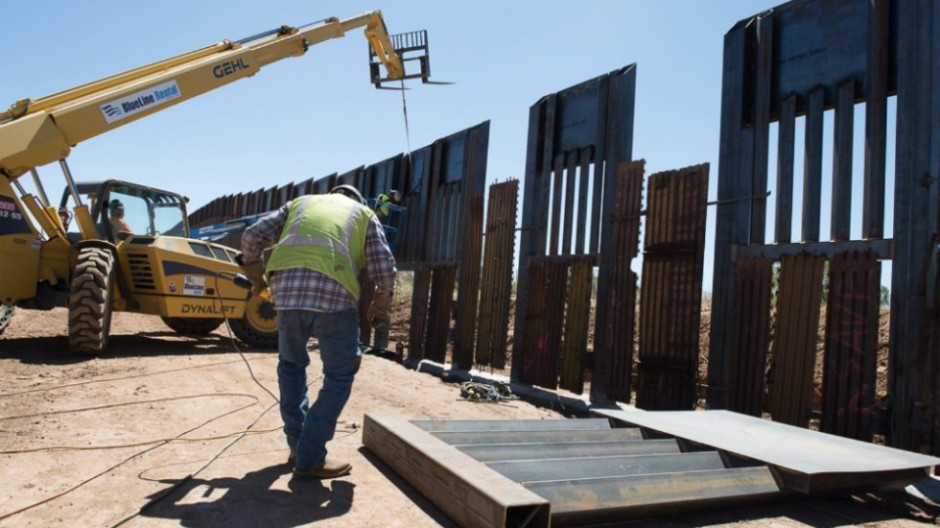 Comienzan trabajos para reemplazar valla fronteriza en Arizona