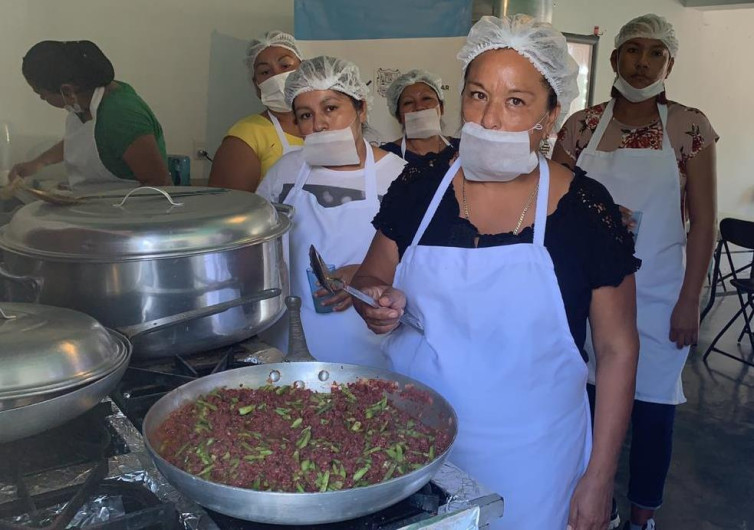 Capacitan Sebien y Pesca Tamaulipas a voluntarios de comedores de Bienestar