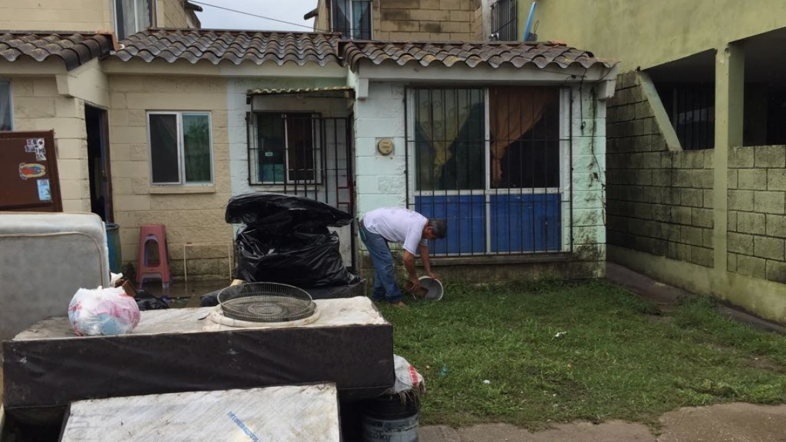 Familias pierden enseres domésticos por inundaciones