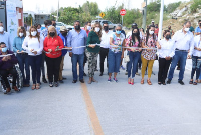 Inauguró Maki 13 cuadras pavimentadas en Los Muros 
