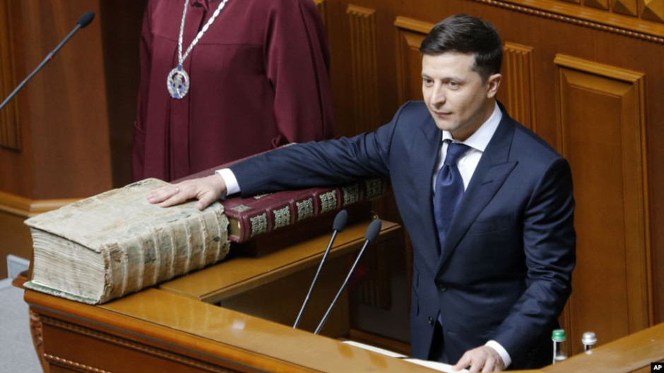 Disuelven parlamento Ucraniano y convocan a elecciones