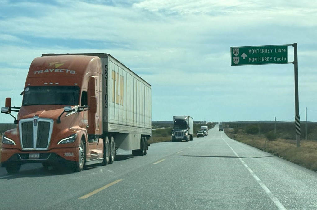 Inseguridad en carreteras desacelera sector transporte 