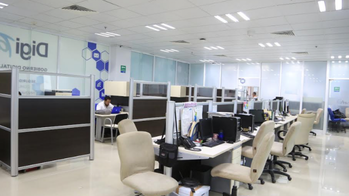 “Un día sin Mujeres” deja oficinas gubernamentales semi vacías