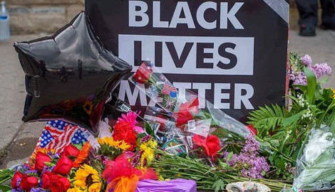 Unión Africana condena asesinato de George Floyd