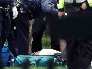 Hombre intenta prenderse fuego frente a la Casa Blanca