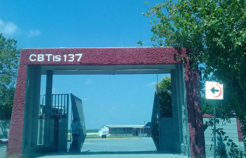 Estrena CBTIS 137 laboratorios