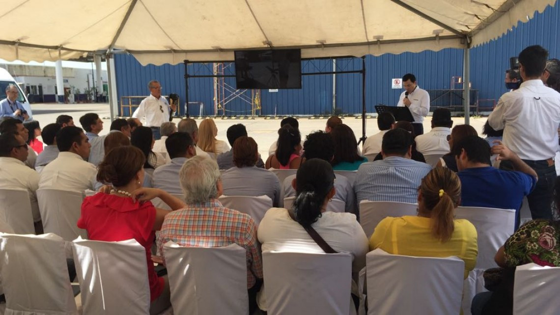 Empresa de transporte público inaugura, sala de simulación virtual, para capacitación de choferes.