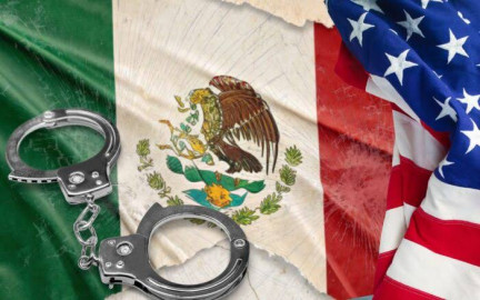 Estados Unidos recibe a 26 integrantes de cárteles extraditados desde México