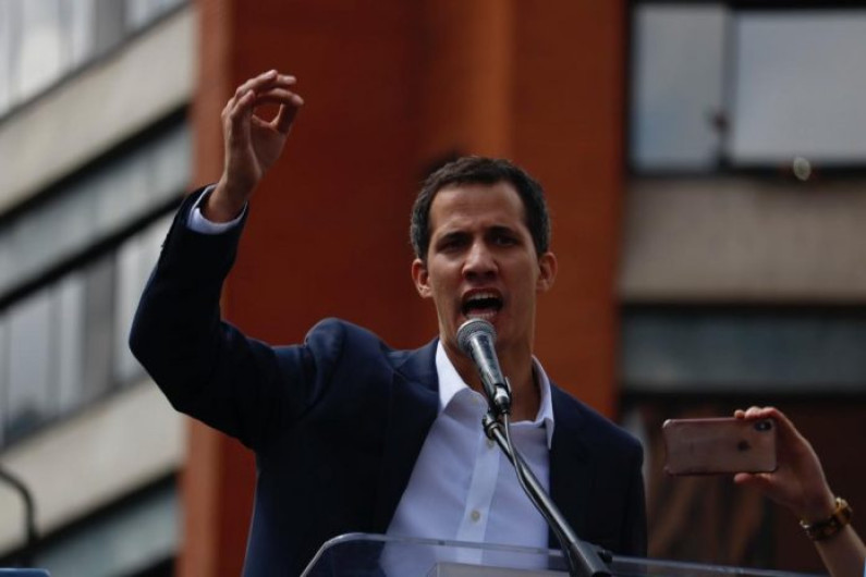 Solo se harán elecciones una vez que cese la usurpación: Juan Guaidó