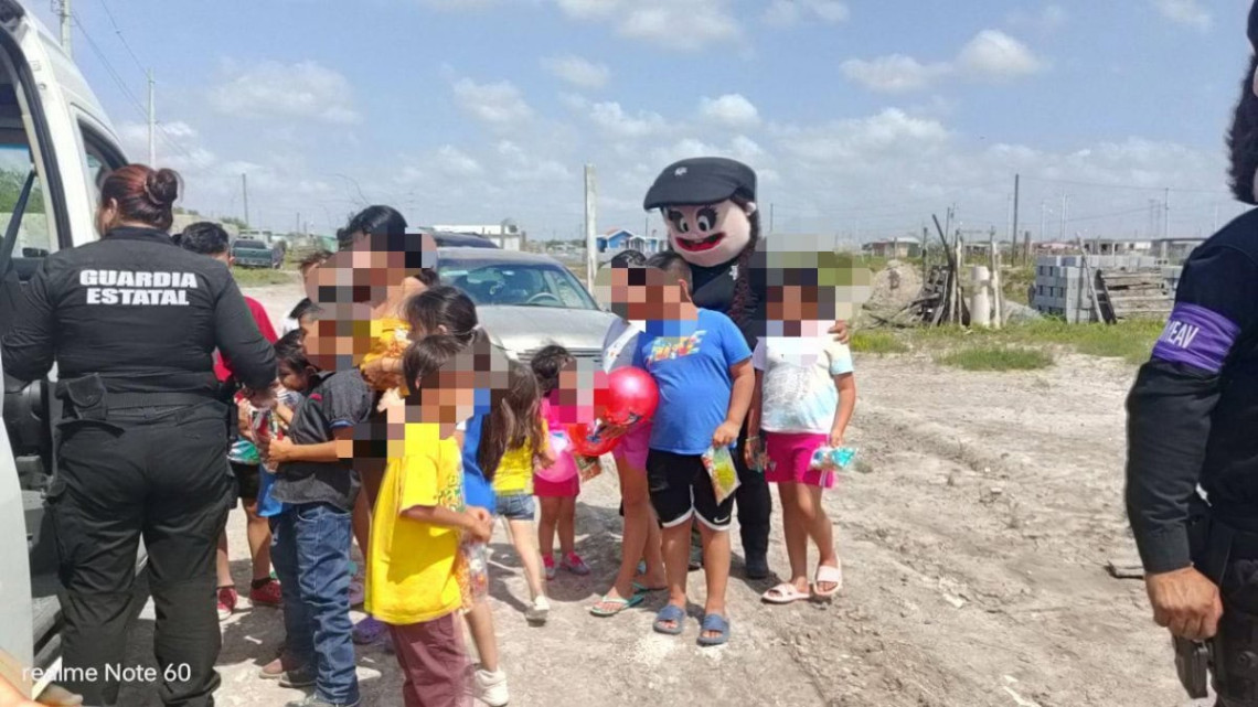 Entrega Guardia Estatal de Género juguetes a niños de Reynosa y Matamoros