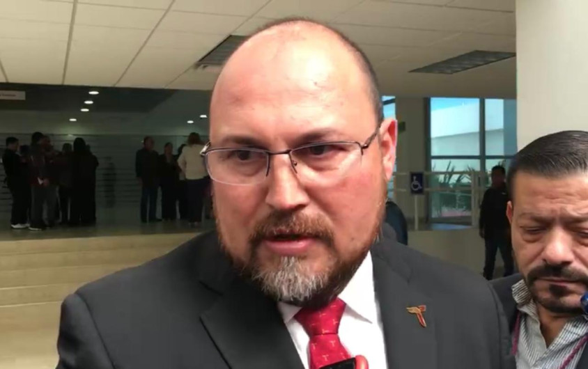 Descarta Héctor Villegas salida del gabinete