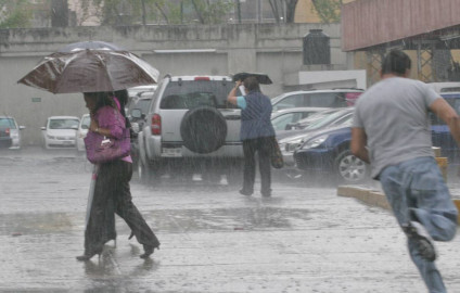 Se esperan fuertes lluvias en el sureste del país