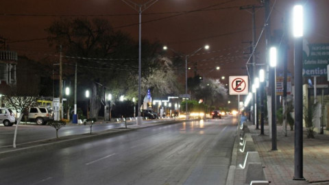 Ayuntamiento continua con renovación de luminarias