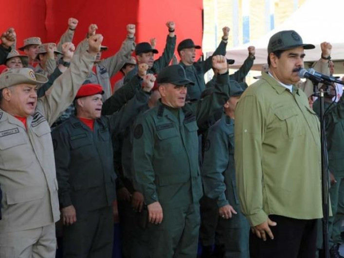 Fuerzas armadas juran lealtad a Maduro de cara a nuevo mandato