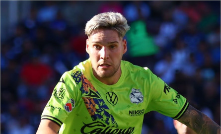 Emiliano Gómez, jugador de Puebla, reaparece tras convulsión en plena cancha