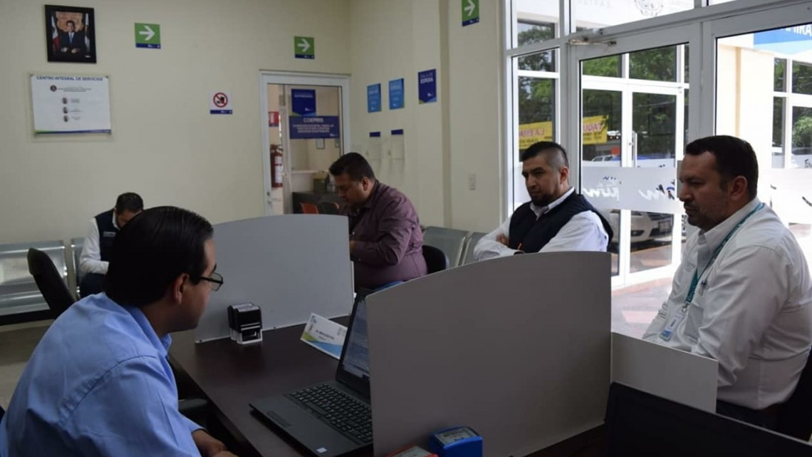 Destituyen a inspector de la Coepris por corrupción 