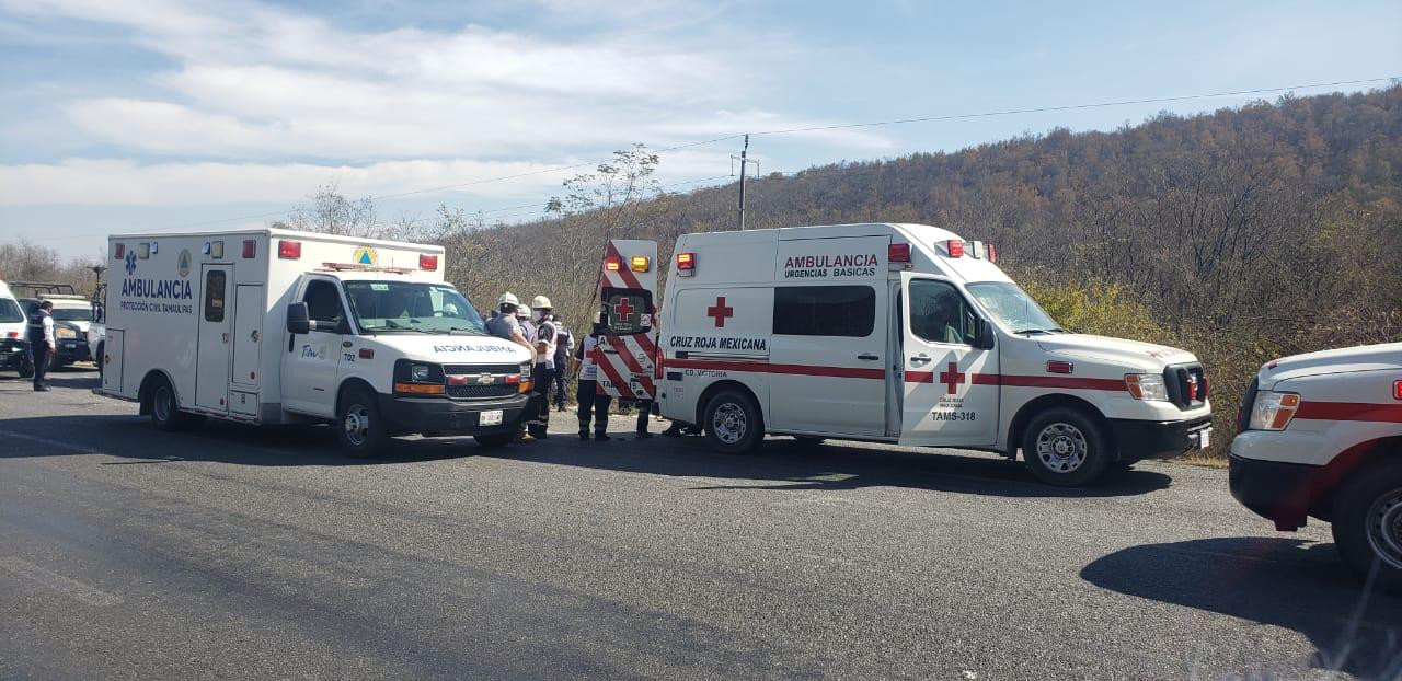Vuelca camión de la Guardia Nacional; 3 elementos resultan heridos 