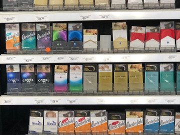 Comerciantes descartan que el aumento en el precio de cigarros reduzca el consumo