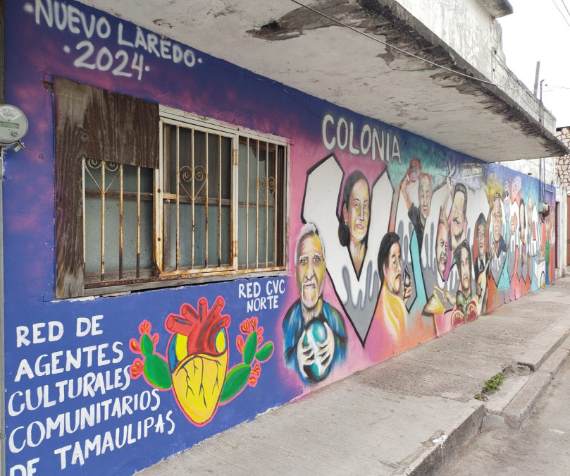 Mediante mural, rinden homenaje a neolaredenses destacados