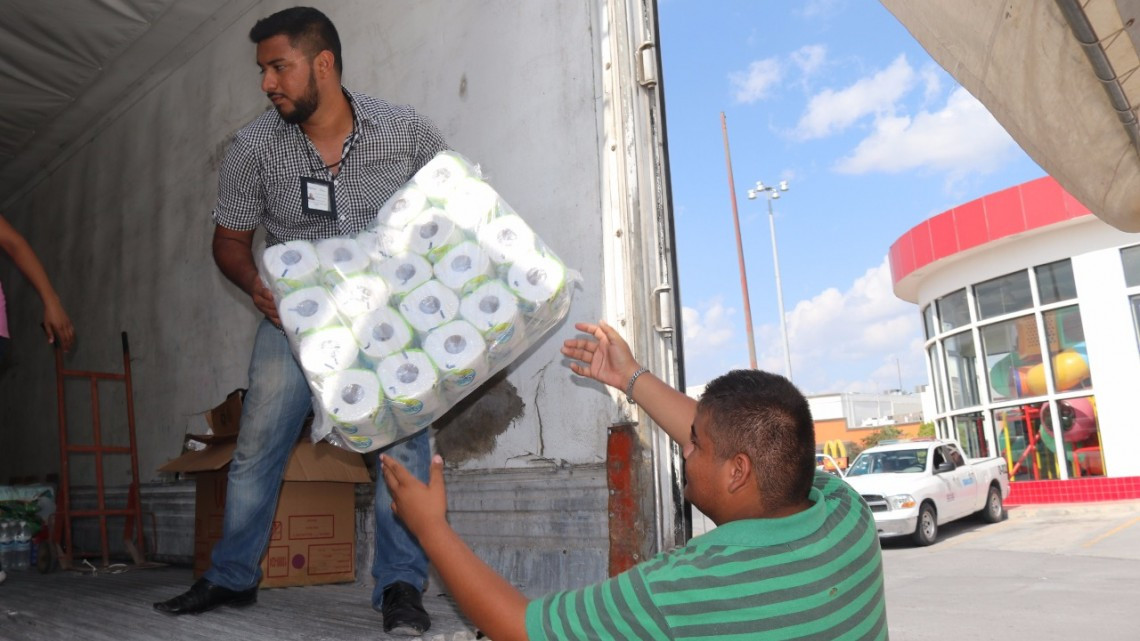 Ciudadanos responden antes afectaciones de sismos