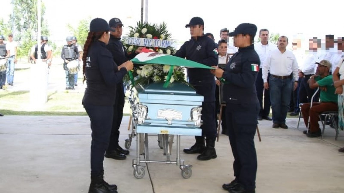 Despiden con honores a Policía caído