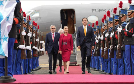 Claudia Sheinbaum llega a Honduras para la IX cumbre de la Celac