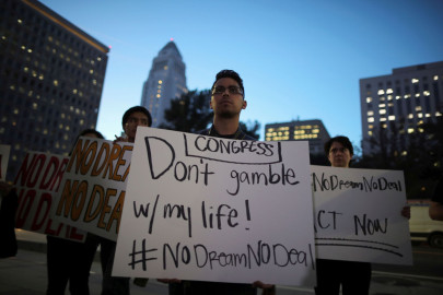 Trump apela fallo de programa DACA