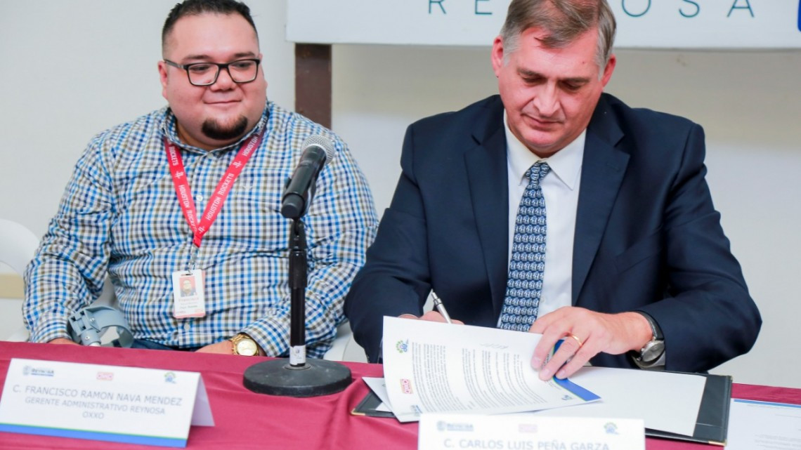 Firman DIF Reynosa convenio con cadena comercial Oxxo 